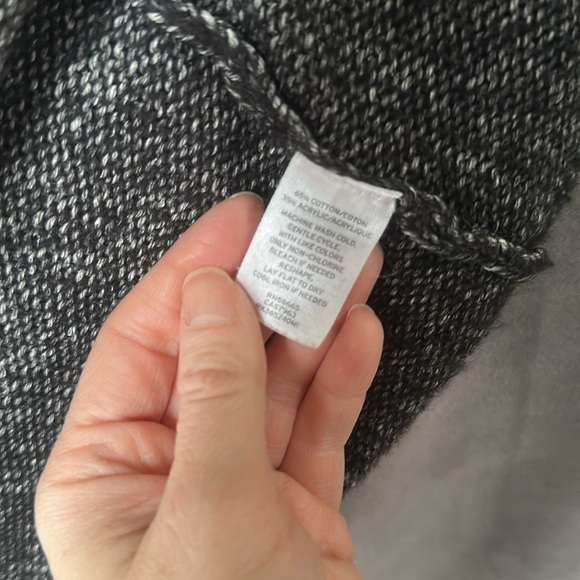 Shimera Sweater Robe - Picture 3 of 5